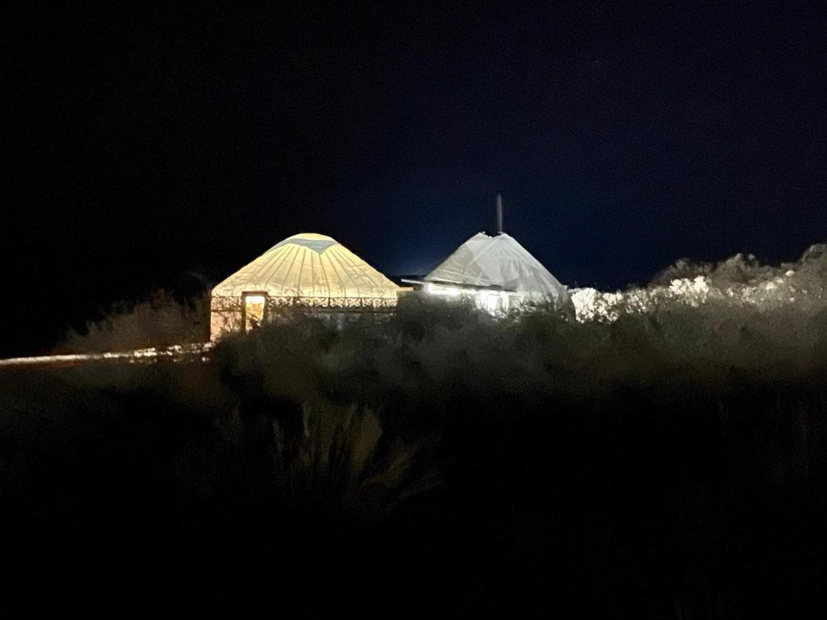 Ak-Tengir Yurt Resort Tossor 外观 照片